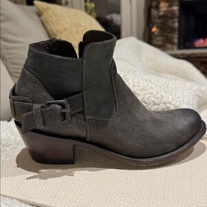 J.B. DILLON Dark Brown Leather Ankle  Cowboy Bootie Boots 9.5 Nashville worn 1x